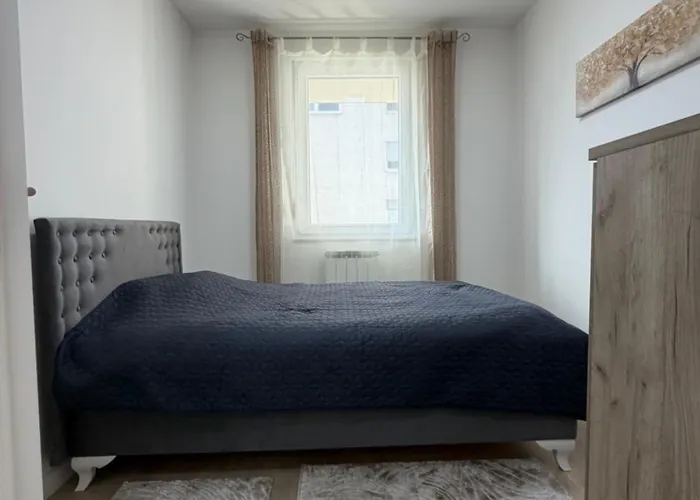 Urban Stupine Apartment *